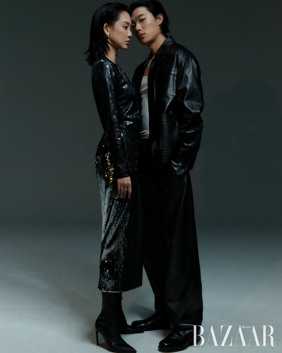 📚
지금껏 본 적 없는 신현빈 배우의 새로운 얼굴
<바자> 4월호 화보 공개 ୨୧

오묘한 매력이 담긴 순간들과
무기력하면서도 때론 강인함이 돋보이는
캐릭터 ‘연희’를 구축하기 위한 노력이 담긴 인터뷰, 
<바자> 4월호에서 모두 확인하실 수 있습니다🖤

#배우 #신현빈 #shinhyunbeen 
#BAZAAR #4월호