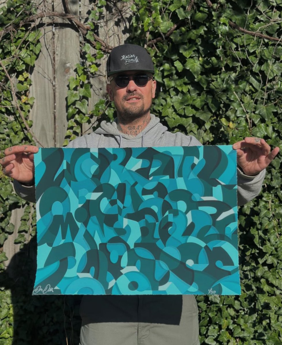 SNORTTHIS's tweet image. “World Full of Chaos
Mind Full of Paradise”

Edition of 30

24in. x 18in.

Fine art archival pigment print

17mil. 330gsm acid-free 100% cotton rag paper

Hand-Deckled Edges

Signed, stamped, and numbered by Dr.Dax

AVAILABLE on DoctorDax.com