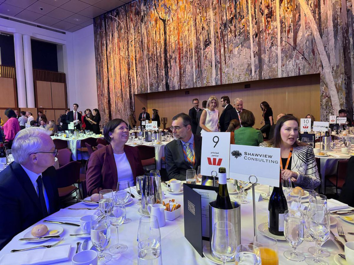 DKambAUS's tweet image. Canberra buzzing for #BudgetWeek 💰

Treasurer @JEChalmers stressed that trade wars only fuel uncertainty &amp;amp; hinder growth. 

A strong case for rules-based trade — a principle Denmark and the EU also uphold 🇩🇰🇪🇺🇦🇺

#DenmarkinAustralia #Denmark #Australia #trade #internationaltrade