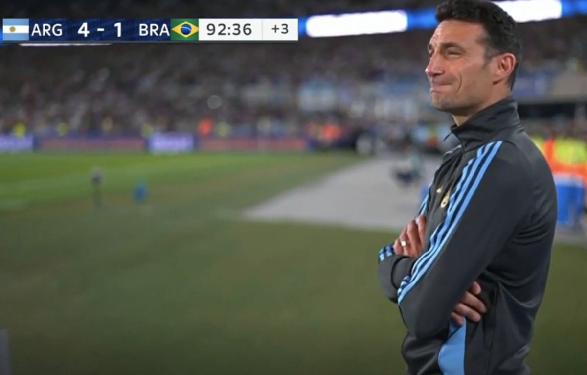 ❤️‍🔥🇦🇷 Lionel Scaloni: “I want Argentinian people to enjoy this moment. We don’t know how long it will last, but at some point, it will take a turn”.

“Hopefully, it lasts a long time, but in the meantime, let’s enjoy how these guys play. We will keep trying”.