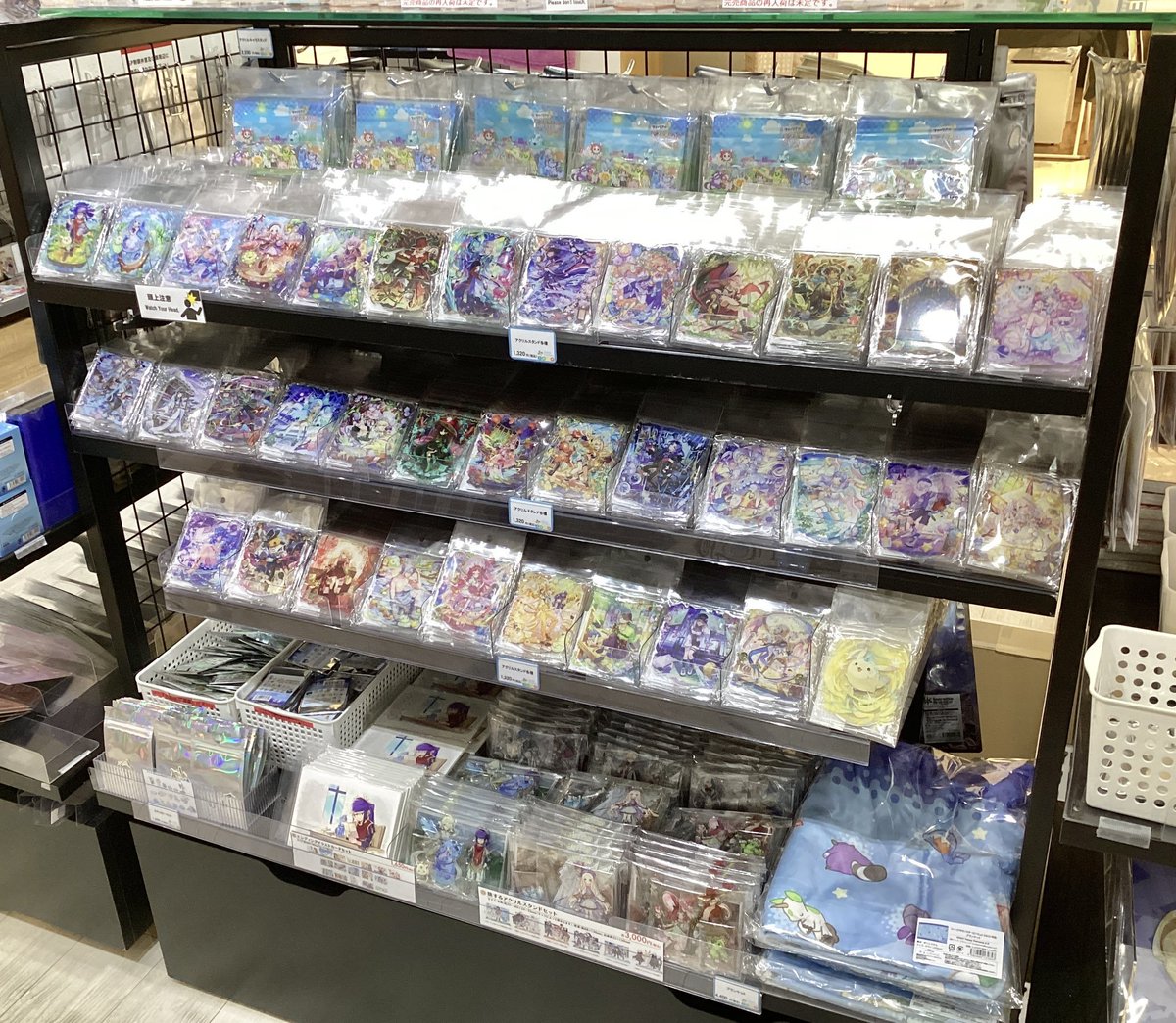 H_E_SHOP's tweet image. 【新商品情報】
メルクストーリア – 癒術士と鐘の音色 -
フィーリアのモンスターといっしょ!〜メルスト外伝〜
好評販売中です!