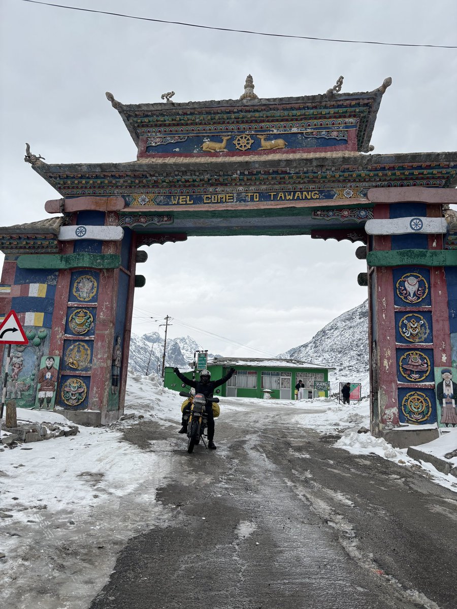 praty959's tweet photo. Travelling from #Odisha to #Tawang through #selapass and returning through #selatunnel. #triumphOdisha must sponsor us for our next trip to ladakh 😀. Odia supremacy 😍 https://t.co/SeXUeFTJsW