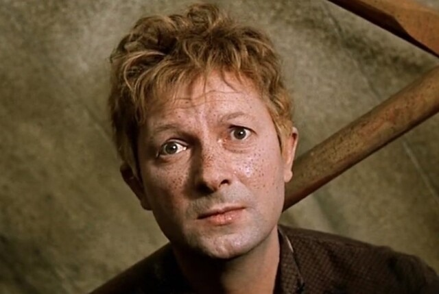 Гайдай преклонялся перед талантом Вицина. А Моргунов признавался:«Ни я,ни Никулин ногтя Вицина не стоим.Он дьявольски талантлив!Он вам хоть дверную ручку сыграет».
Молодого 28-летнего оболтуса в«Женитьбе Бальзаминова» Георгий Михайлович сыграл уже в преклонном возрасте— в 48 лет.