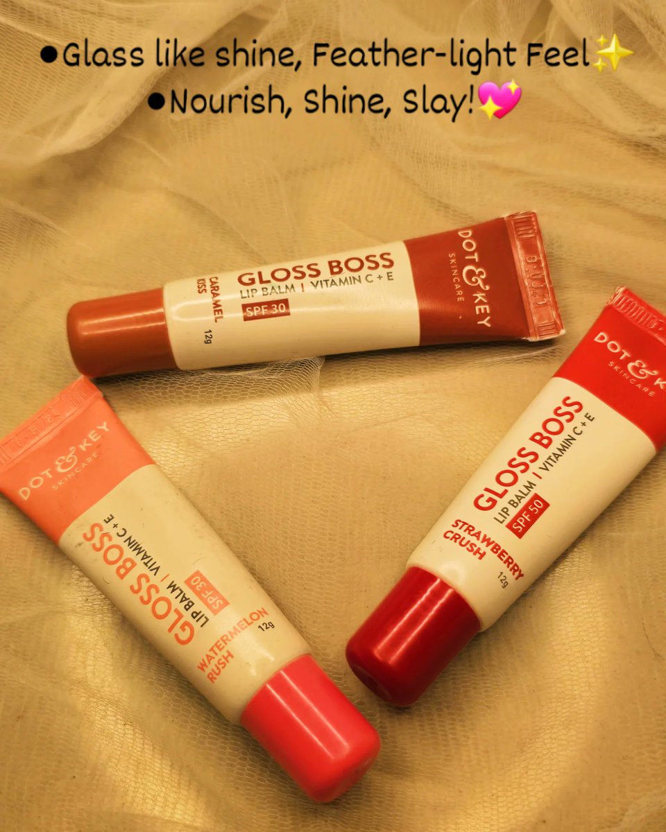 shreya_p03's tweet photo. DotandKey Lip Gloss is the ultimate blend of hydration, shine, and long-lasting color.
Elevate the game with gloss that's as radiant as you are💅🏻💋✨️
#dotandkey #vegan #Trending #hydratedlips #radiance #lipshine #liplove #goals #nonstickyshine #glowwithdotandkey 🥰💖 https://t.co/J10ICPnWtv