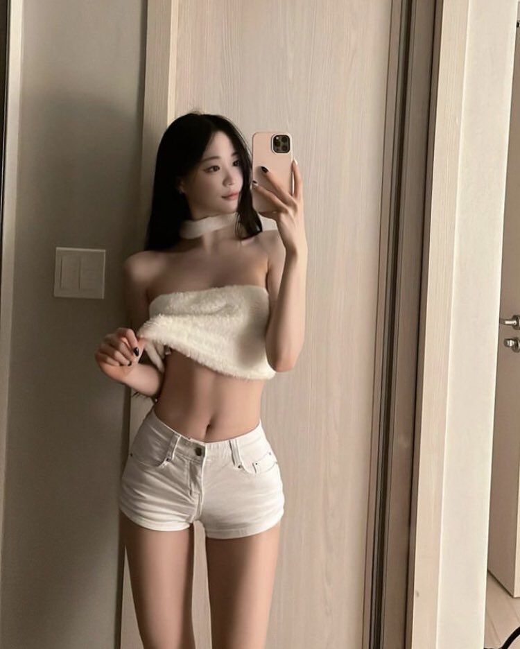 找炮友    马来西亚约炮
要求：長度10cm以上，一晚上三次以上
我不收費免費的     不要擔心費用問題 
可以去開房     可以AA出錢 你沒錢我可以出 
不可以射我頭髮那裡
可以內射    
不用帶套       不用花錢買套
#新加坡约炮 #马来西亚约炮