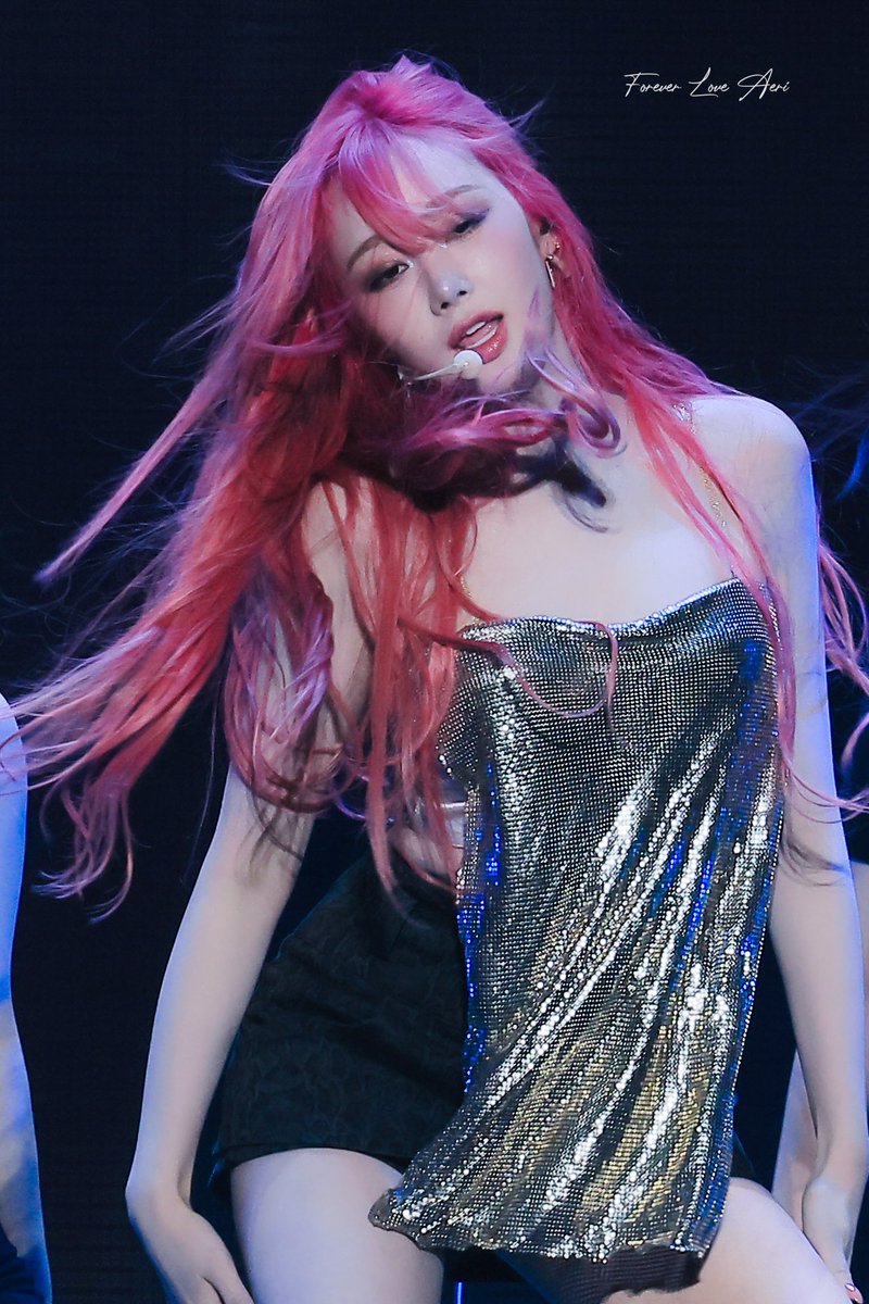 ForeverLoveAeri's tweet image. 250316 🩷❤️

#GISELLE #지젤 #ジゼル
#aespa #æspa #에스파