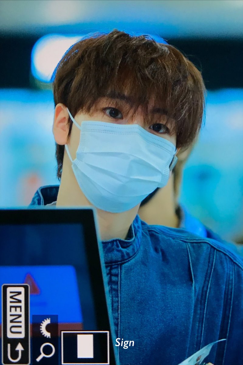 sign1130's tweet photo. 250326 GMP #CRAVITY #형준 #크래비티 #HYEONGJUN https://t.co/aEHrPeiKzY