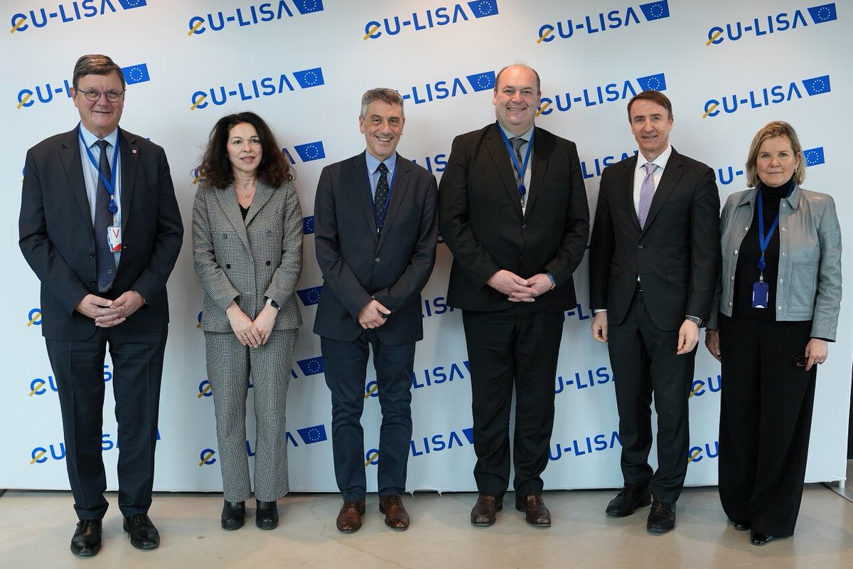 This week, we welcomed President Jean François Rapin and members of the French <a href="/Senat/">Sénat</a>’s European Affairs Committee to our HQ in Tallinn. 🇪🇪 A great opportunity to showcase eu-LISA’s work, recent developments, and our strong cooperation with France. 🇪🇺🇫🇷