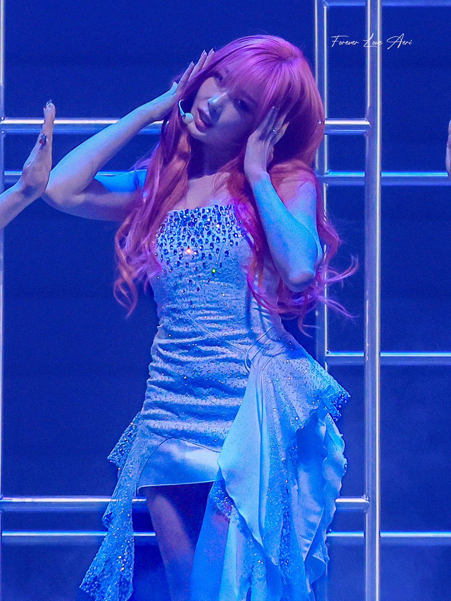 ForeverLoveAeri's tweet image. 250316 Mine 🤍🩷

#GISELLE #지젤 #ジゼル
#aespa #æspa #에스파