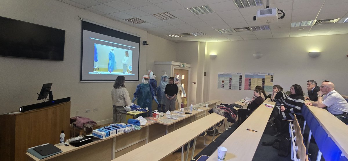 National High Level Isolation Unit (Mater Hosp) tweet media