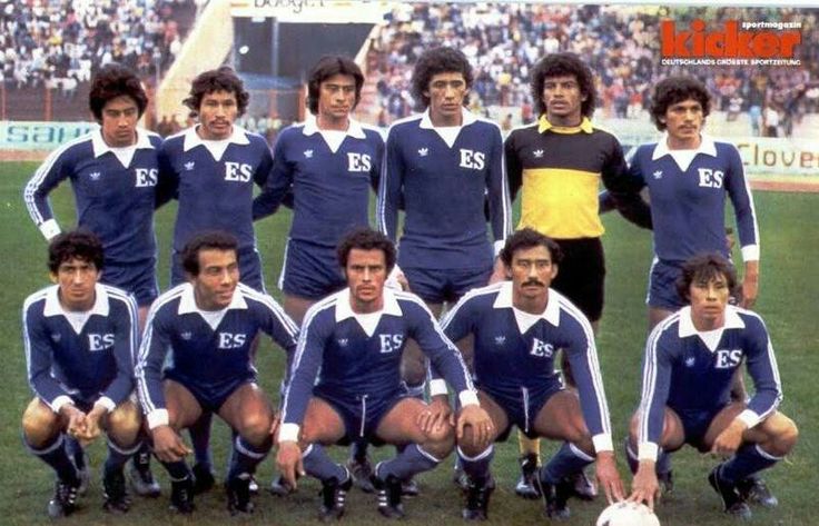 toffsretro's tweet image. The El Salvador side that went down 10-1 to Hungary at Espana '82.
A poor team but a cracking kit!
