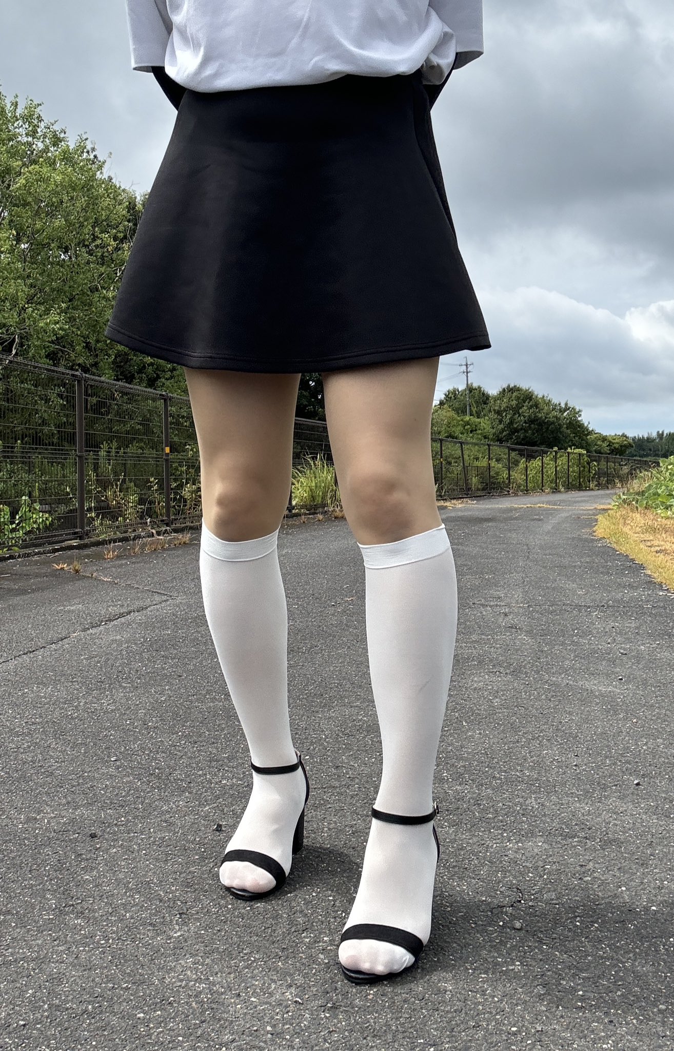 熟女露出　掲示板 gauze (@gauzehighsocks) / X