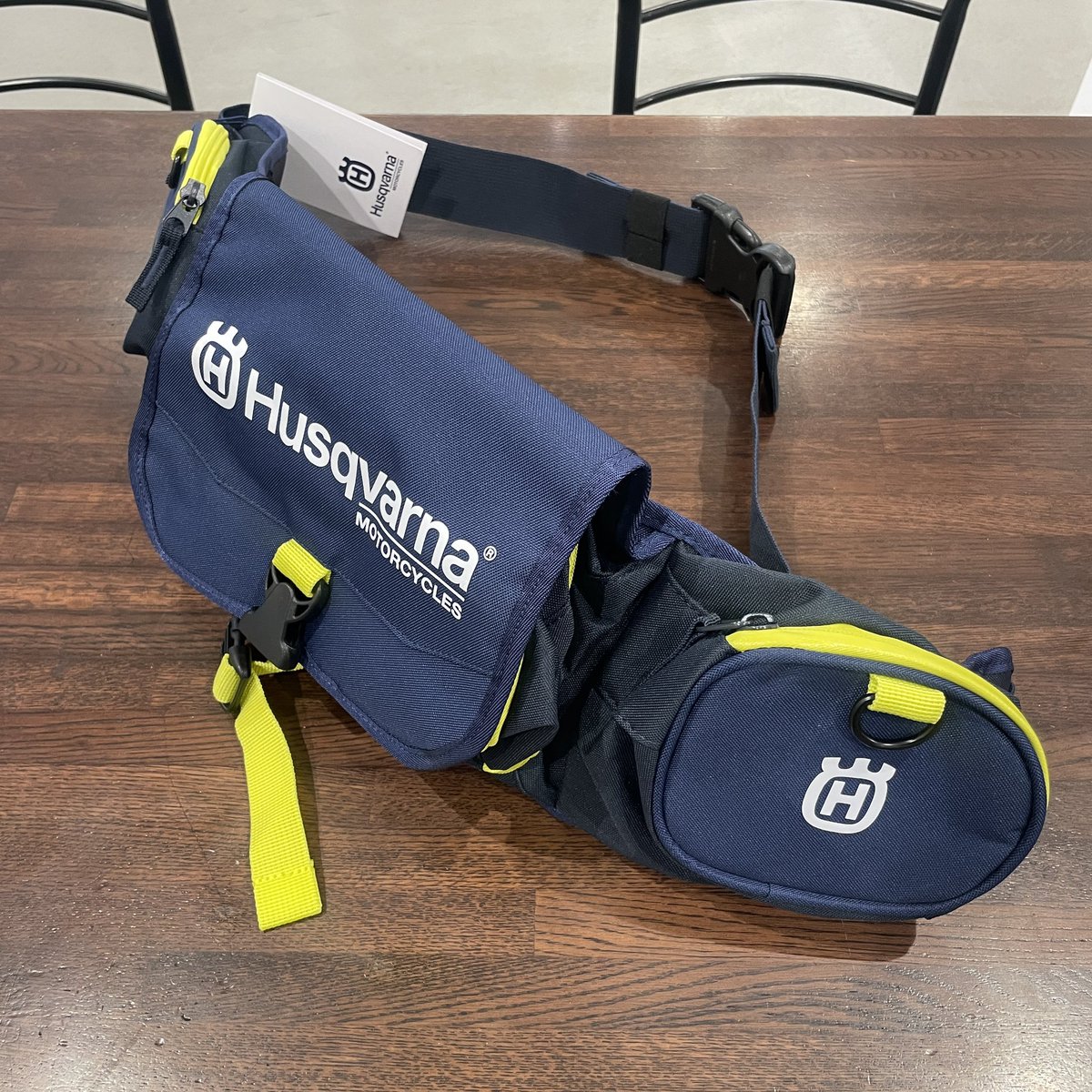 yusaku_moto189's tweet image. バックが2つ入荷！

①BACKPACK
3HS240037200
25,691円(税込)

②BELT BAG
3HS240036100
15,408円(税込)

バックパックは、持ってる方々の評判がいいから自分も普段使いのをこれにしようか検討中🤔

15インチまでノートパソコン入るし防水だし26Lなのもちょうど良い。

#ハスクバーナ葛飾
#OGIO