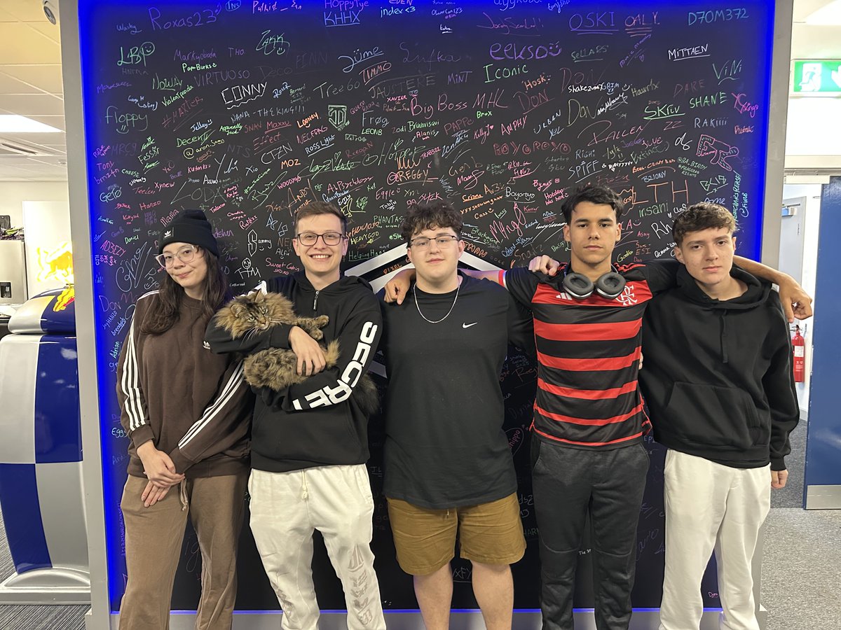 Pracrooms.gg (@pracrooms) on Twitter photo And bom dia <a href="/teamsecret/">Team Secret</a> ๐ค
๐ค <a href="/babiboring/">HEROIC Babi</a>
๐ค <a href="/Secret_visqui/">brunovisqui</a>
๐ค <a href="/secret_kv1/">kv1</a>
๐ค <a href="/motta_rl/">Secret Motta</a>
๐ค <a href="/swifttrl/">swiftt</a>
(can't tag the cat โน๏ธ ) And bom dia <a href="/teamsecret/">Team Secret</a> ๐ค
๐ค <a href="/babiboring/">HEROIC Babi</a>
๐ค <a href="/Secret_visqui/">brunovisqui</a>
๐ค <a href="/secret_kv1/">kv1</a>
๐ค <a href="/motta_rl/">Secret Motta</a>
๐ค <a href="/swifttrl/">swiftt</a>
(can't tag the cat โน๏ธ )