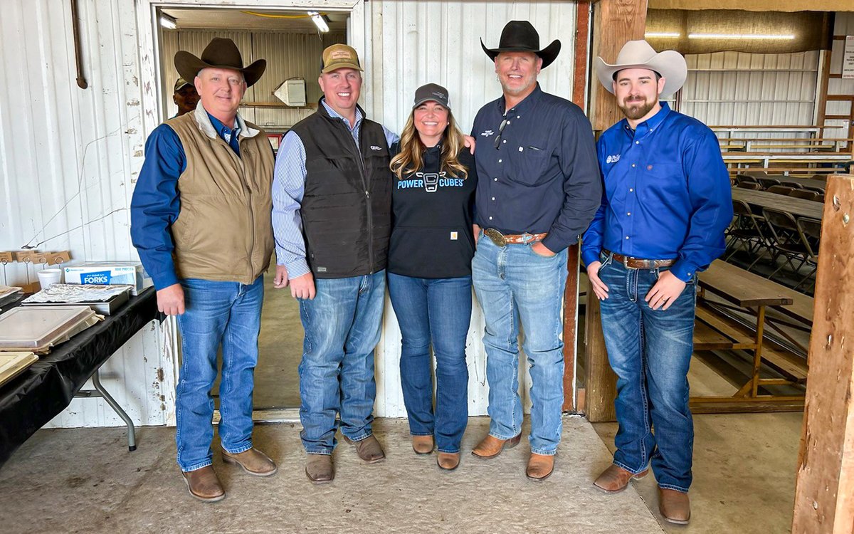 PelletTech's tweet image. Proud to support our Feed Consultant, John McCurry, at the McCurry Angus Ranch Bull Sale! It’s always great to connect with producers and see strong livestock on display. Thanks to John and the McCurry Angus team! #McCurryAngus #CattleIndustry #LivestockNutrition #DDGs