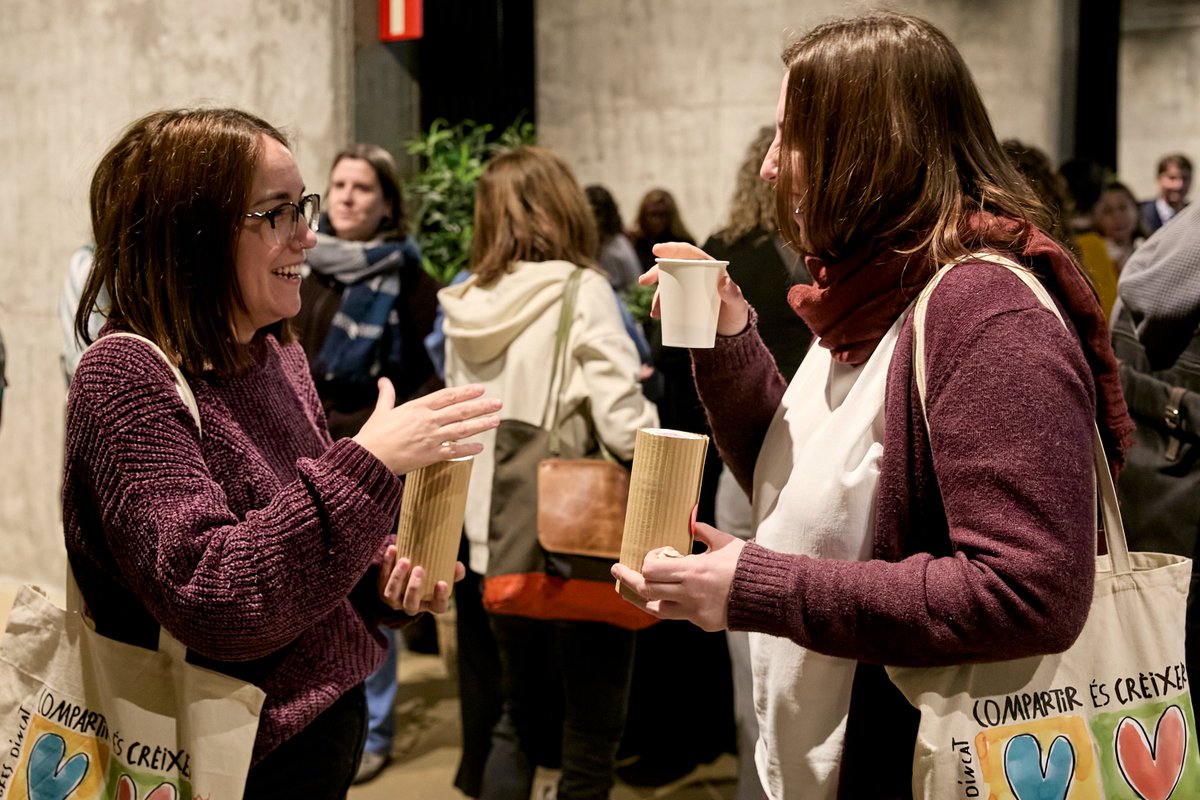 _dincat's tweet photo. 🍽️ Un agraïment especial a @CuinaJusta pel seu càtering al #36èCongrésDincat! 💙 El vostre compromís amb la inclusió social i la sostenibilitat ha fet que cada àpat sigui una experiència única. Junts, sumem per un futur més inclusiu! 🌱✨ https://t.co/ISqResSHGi