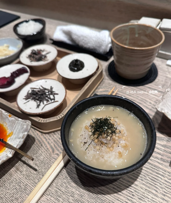 Juliomodeo's tweet photo. おいしい焼鳥チキンがおいしい最初の一口はとろりとしました😊 https://t.co/41KvsY2loQ