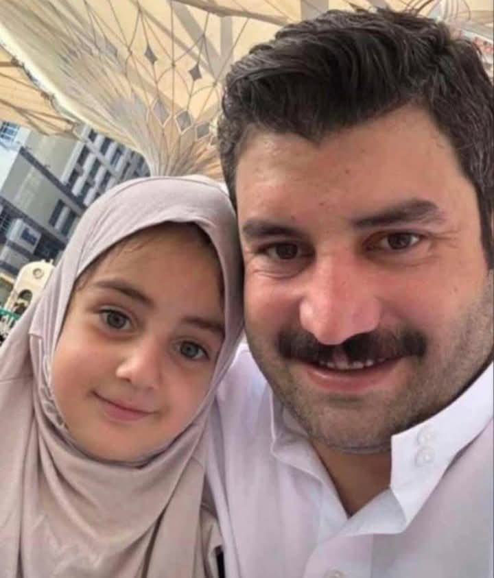 Bu Mübarek Ramazan ayının Kadir Gecesinde Milletvekili sayın İbrahim Eyyüpoğlu'nun biricik kızı Ela'nın şifa bulmasını Allah'tan niyaz ediyorum.

Cenabı Allah bu mübarek ayın hatırına Ela'yı ailesine bağışlasın.
<a href="/ibrahimeyyupogl/">Av.İbrahim EYYÜPOĞLU</a> <a href="/azizelmast/">Aziz Elmas</a>