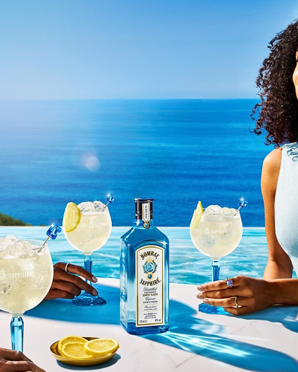homeofbombay's tweet image. Our summer inspiration: blue skies, good company, and a Bombay Sapphire Gin in hand. What's yours?

#BombaySapphire #BombaySapphireGin #Gin #Summer