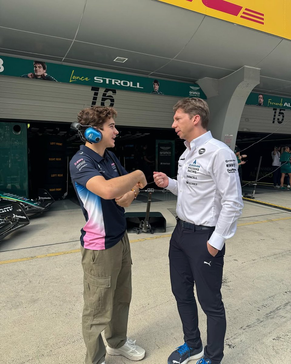 REVENDO VELHOS AMIGOS!

Franco Colapinto com seu ex-chefe de equipe James Vowles no pitlane do GP da China deste último fim de semana. 🫂💕

📲 Williams Racing via Instagram