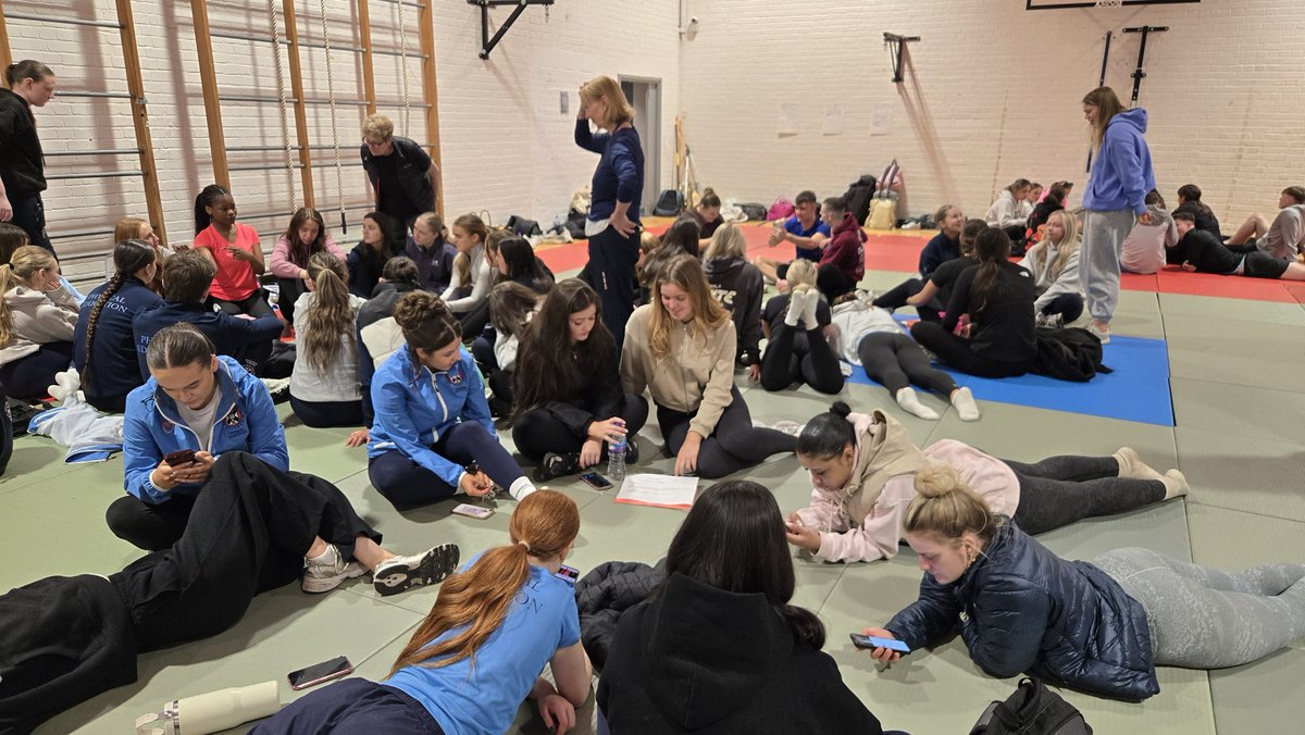 MA(Hons) PE tweet media