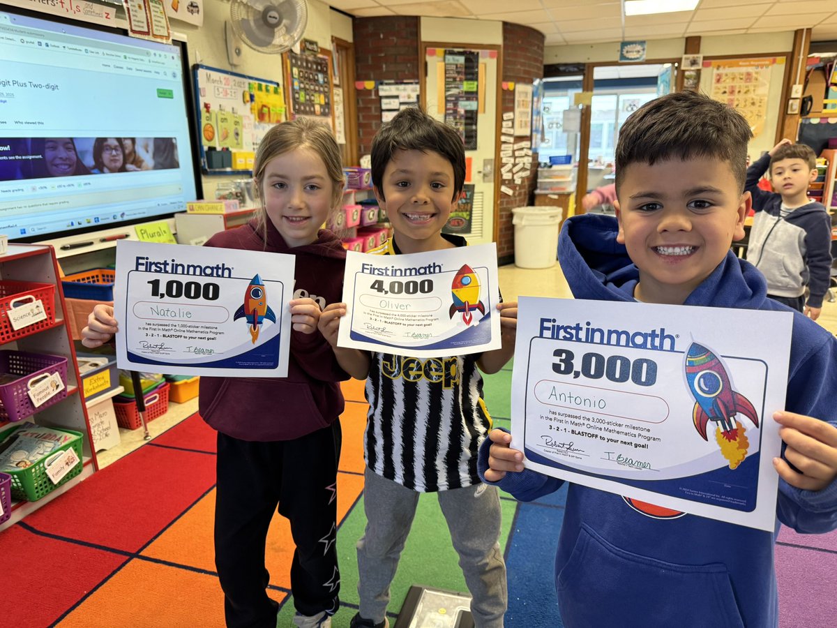 TBeamerGC's tweet image. 📣 Announcing our First in Math sticker achievements here @ Locust School. These math ✨’s in the Sonenfield class are working hard ! @FirstInMath @RobertSun24 @24game @votae_eileen @CCardellaGC