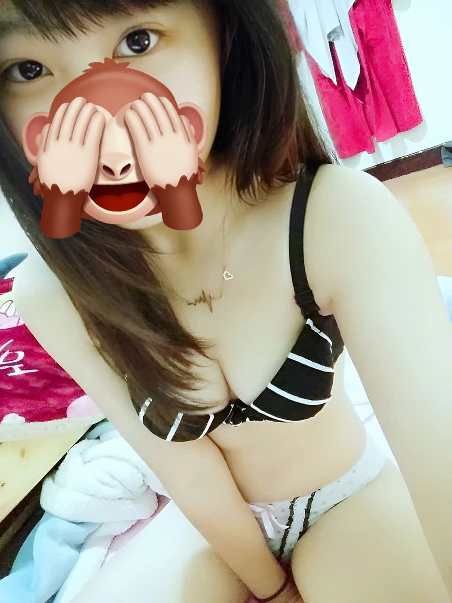 vimini2k7's tweet photo. fl ib gì dâm đi ạ ❤️ https://t.co/vSZplfOSAM