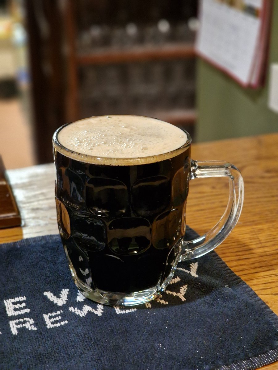 Drinking Tom tweet media