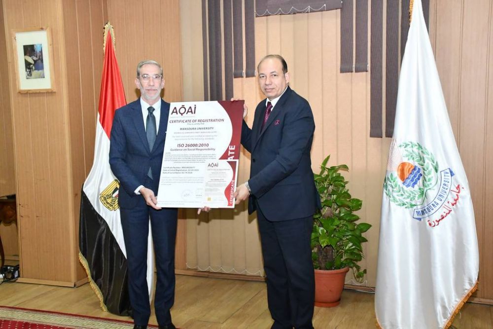 رئيس جامعة المنصورة يعلن حصول الجامعة على شهادة الأيزو 26000 للمسؤولية المجتمعية كأول جامعة حكومية في مصر
mans.edu.eg/mans-news/7096…