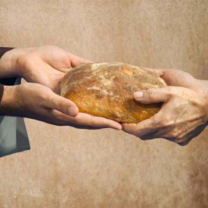 “Hiç bir hayrı küçümsemeyin, hangisinin sizi cennete götüreceğini bilemezsiniz.”  

(Hz Muhammed s.a.v)