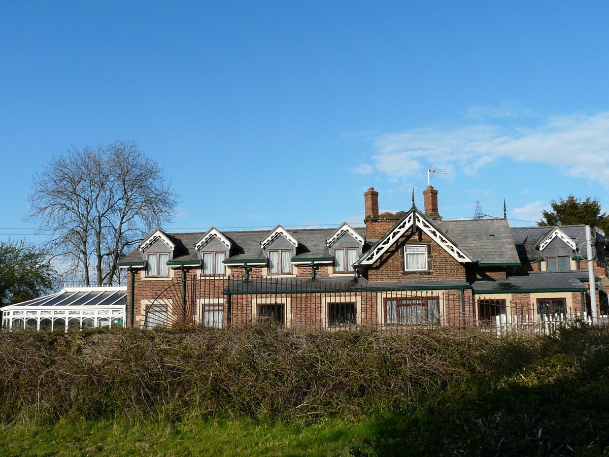 aroundaboutbrit's tweet image. In the heart of the Shropshire countryside and just a short drive from Shrewsbury, The Old Station in Leaton is the perfect base for exploring all that the local area has to offer.

🛏 Bed &amp;amp; Breakfast
aroundaboutbritain.co.uk/shropshire/124…

#TheOldStation #ShropshireEvents #Leaton #Shreswbury