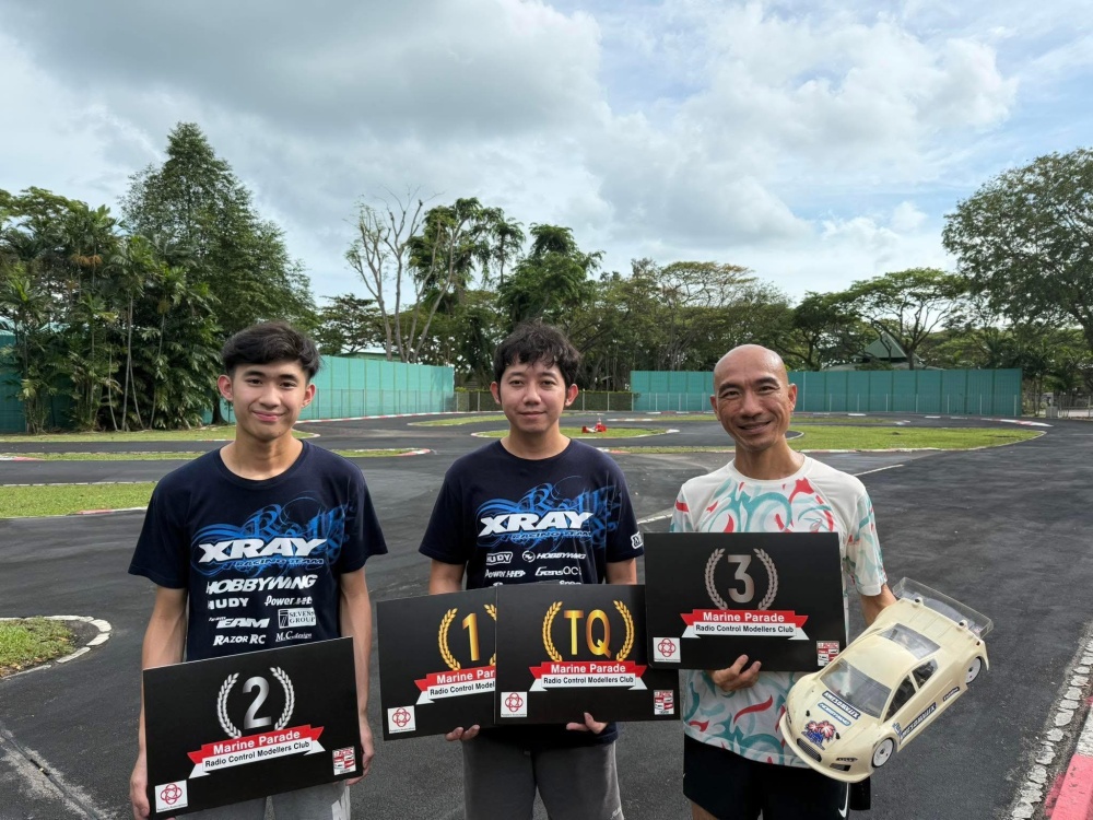XRAY wins at RCMC Club race in Singapore. Well done. 
tinyurl.com/4kw4vta3
#XRAY #XRAYracing #RCcars