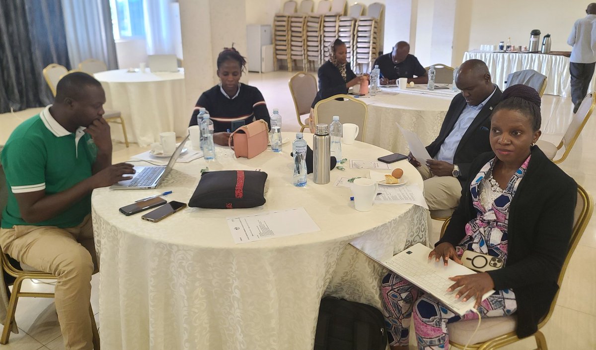 UNAUGANDA's tweet photo. Happening is @ROSACUg monthly member's meeting convened by Uganda Professional Drivers' Network. 

The discussion is centered on the action matrix in line with actions of the Coalition. 

Stayed tuned as we champion road safety in Uganda.

@centre4policy @swrwug @URRENO1 @stassuganda @BagumaRT @K_Carmen @n_nkalubo @grspartnership