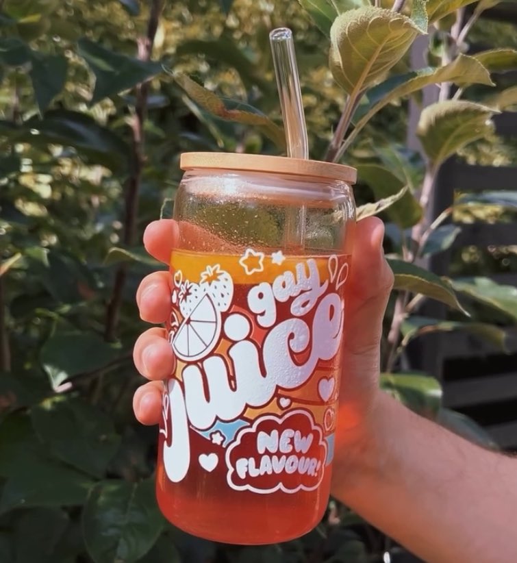 callmaster3k's tweet image. GM ☀️

Starting the day off with my fav drink 🍹