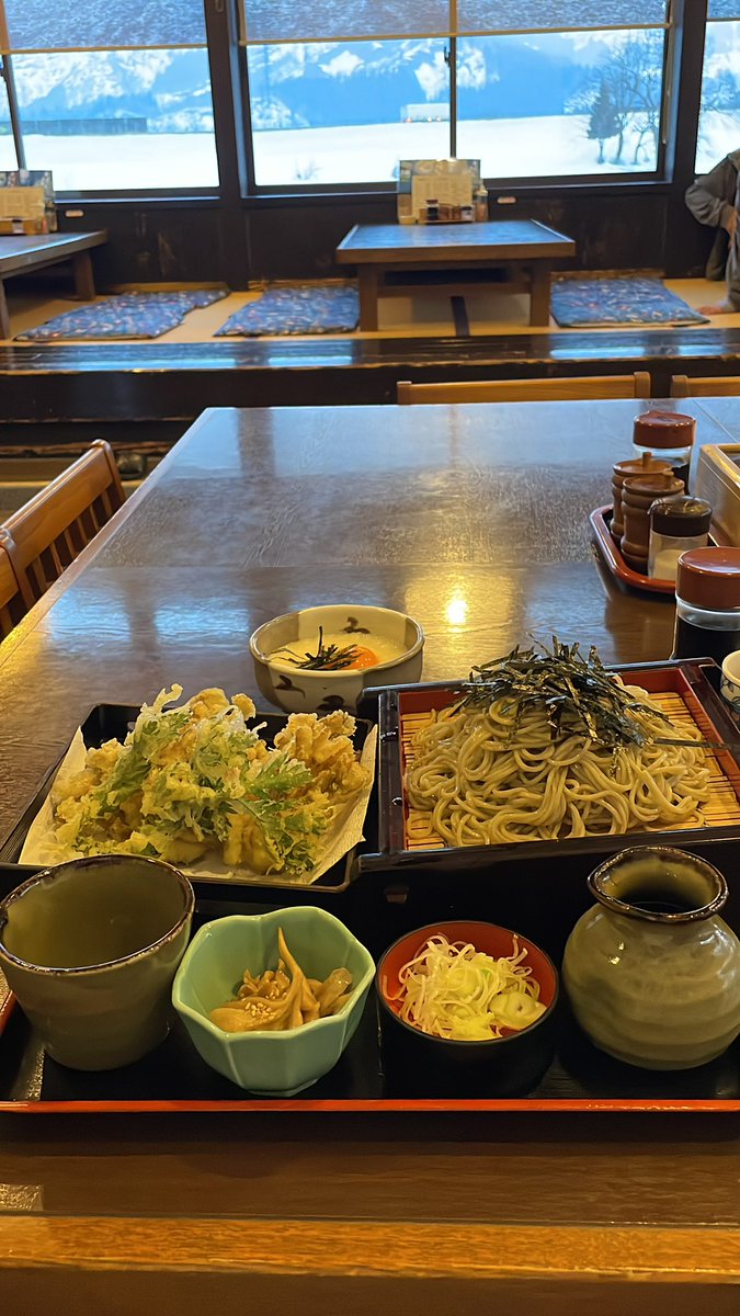 regainpanda2024's tweet photo. 大盛りの舞茸天ざる
#中野屋 https://t.co/FZUMpiOKvZ