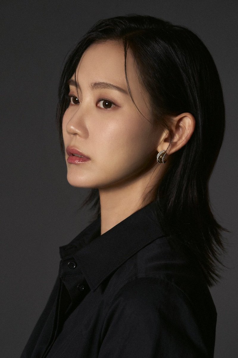 '계시록' 신현빈 "사연있는 역할 좋아해, 남자 중학생으로 봐주시는 분도 계시더라" [영화人] #계시록 #Revelations #신현빈 #ShinHyunBeen #연상호감독...