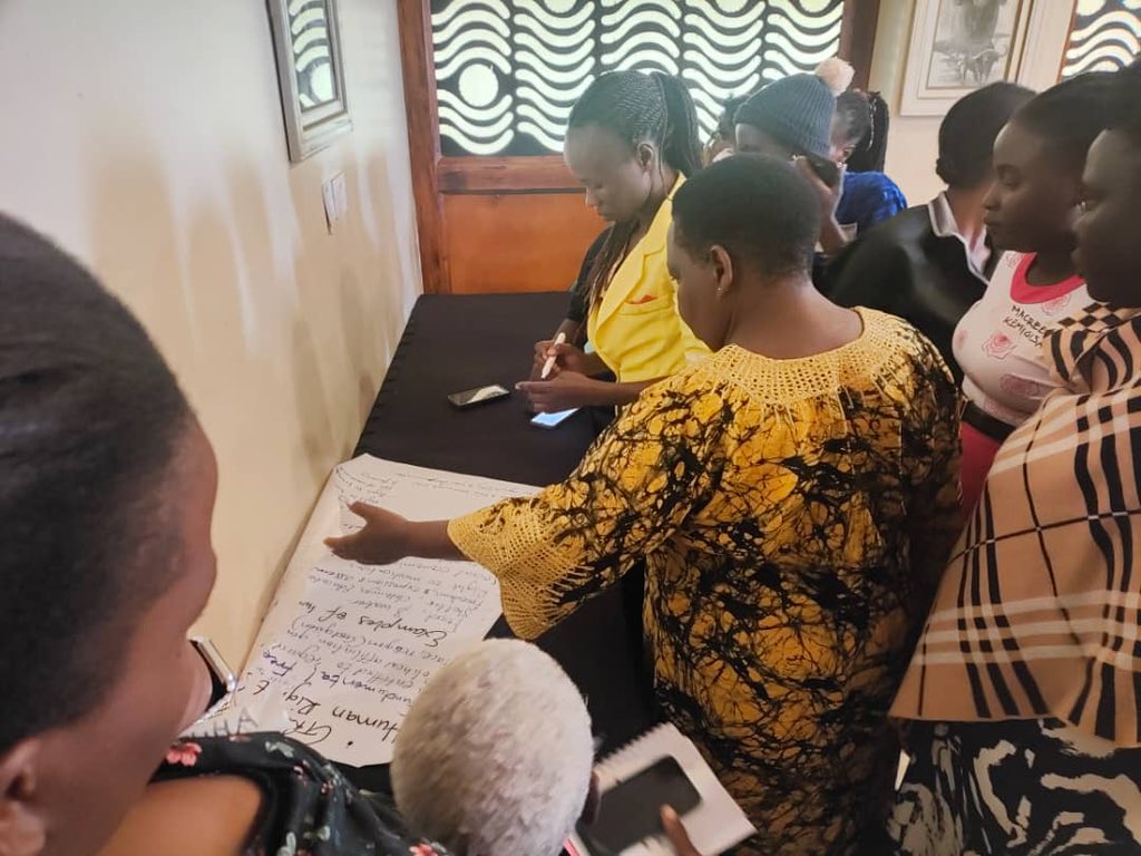 WSR_Uganda's tweet image. Empowering women as peace mediators is not just an idea—it’s a necessity! 🕊️ Our training equips them with real-world skills in conflict resolution, dialogue facilitation, and electoral peacebuilding.
@IrlEmbUganda