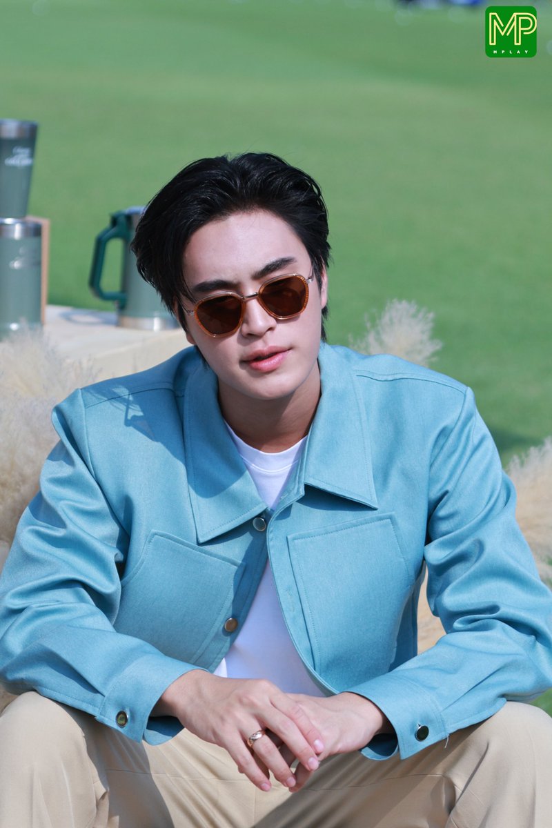 MPlay_2021's tweet photo. หล่อปะทะแสงแดดด ☀️☀️☀️☀️ มาก
 "เจมิไนน์  นรวิชญ์" ในงาน ช้าง โคลด์ บรูว์ คูล คลับ เปิดแคมเปญใหม่สุดคูล ชวนคนเจนคูลชิดใกล้ตัวกับก๊วนเพื่อน
CHANG CC WITH GEMINI
#ChangColdBrewCCxGemini 
#เปิดโลกความชิลให้คูล
#เจมีไนน์|@gemini_ti|#gemini_nt https://t.co/0aNHrfOpyX