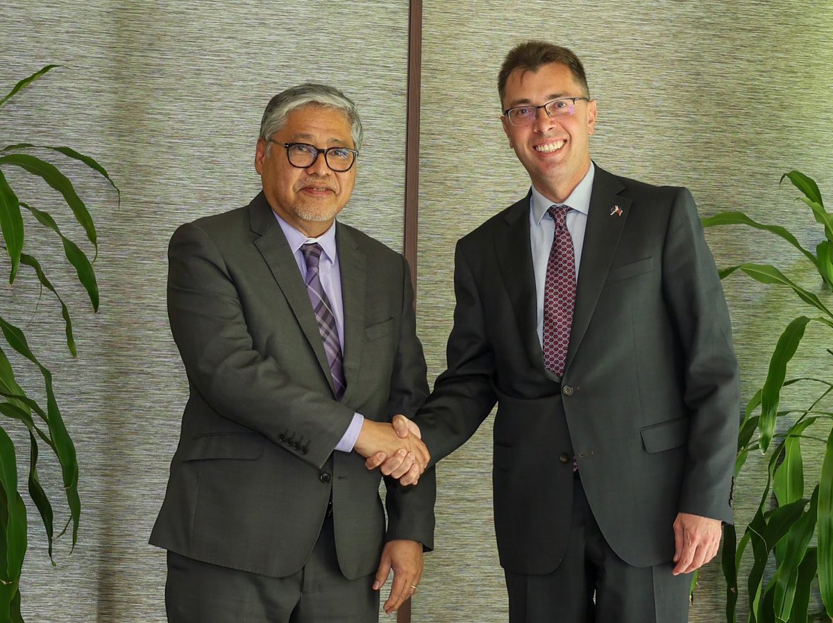 EnriqueAManalo's tweet photo. In my meeting with @EUinthePH and EU Member States today, we reaffirmed our commitment to strengthening cooperation in the face of pressing global challenges, guided by our commitment to upholding the #RulesBasedInternationalOrder and our shared pursuit of peace, sustainable development, and inclusive growth. #DFAForgingAhead