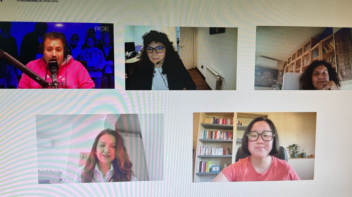 “Dintre del moviment feminista ens hem d’unir perquè tenim un enemic comú i és molt fort” tenim nou pòdcast a #LaMiradaDelColpis Parlem sobre #feminisme amb Eugènia Bretones, <a href="/merceespunyes/">merce.espunyes</a>, Vanesa López i
<a href="/AnnaNaudi/">Anna Naudi i Miró</a>
👉bit.ly/4kZKOAG