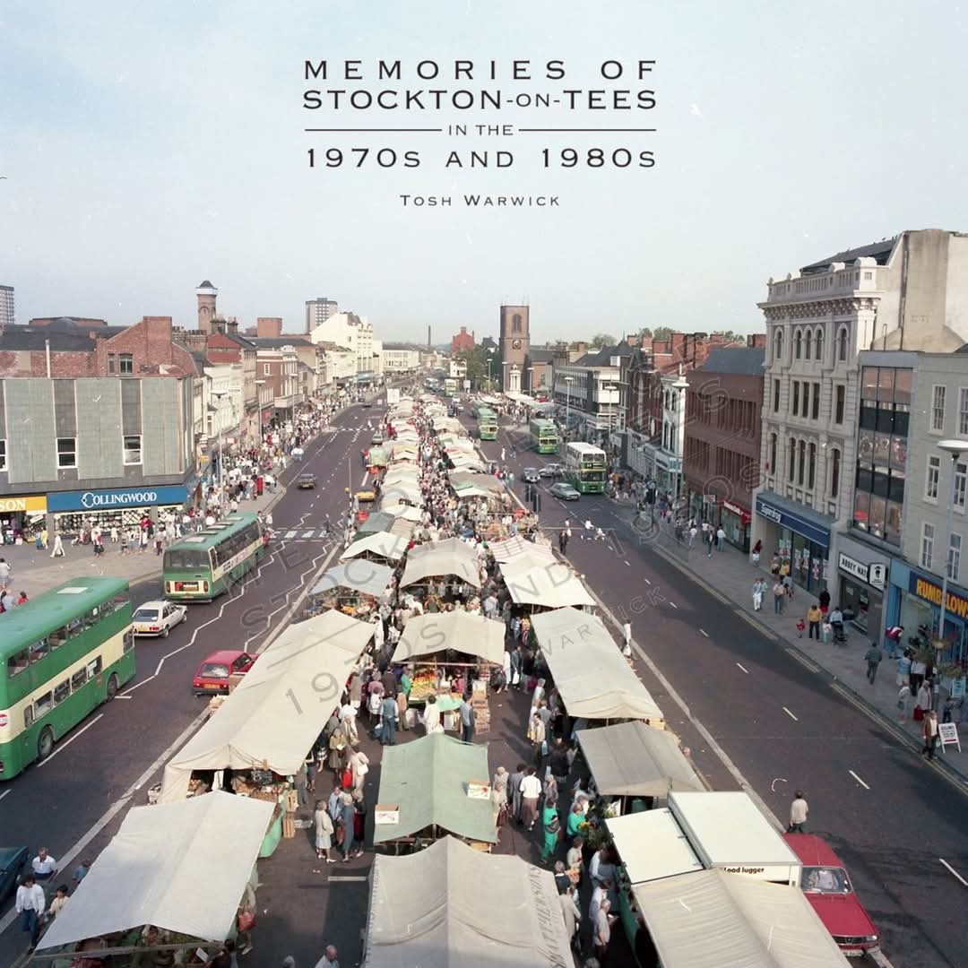 MEMORIES OF STOCKTON-ON-TEES IN THE 1970S AND 1980S: Stockton Market.

This scene shows a busy High Street and an array of buses transporting people to and from the town centre. 

Buy the book at heritageunlocked.com/shop/stockton1…

Photo: Teesside Archives