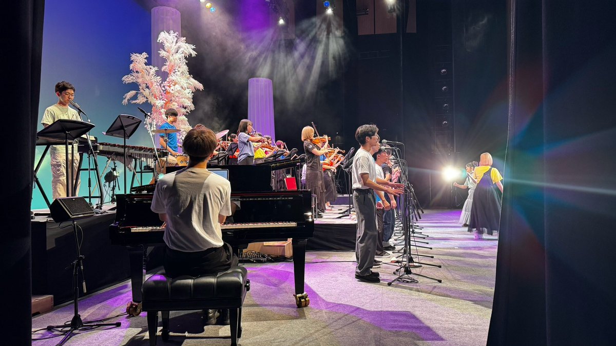 violin_hinako's tweet photo. 3/23のコンサート@日本青年館！本当にありがとうございましたー！
4年生のみんな卒業おめでとう🌸 https://t.co/ckgDWfurgh