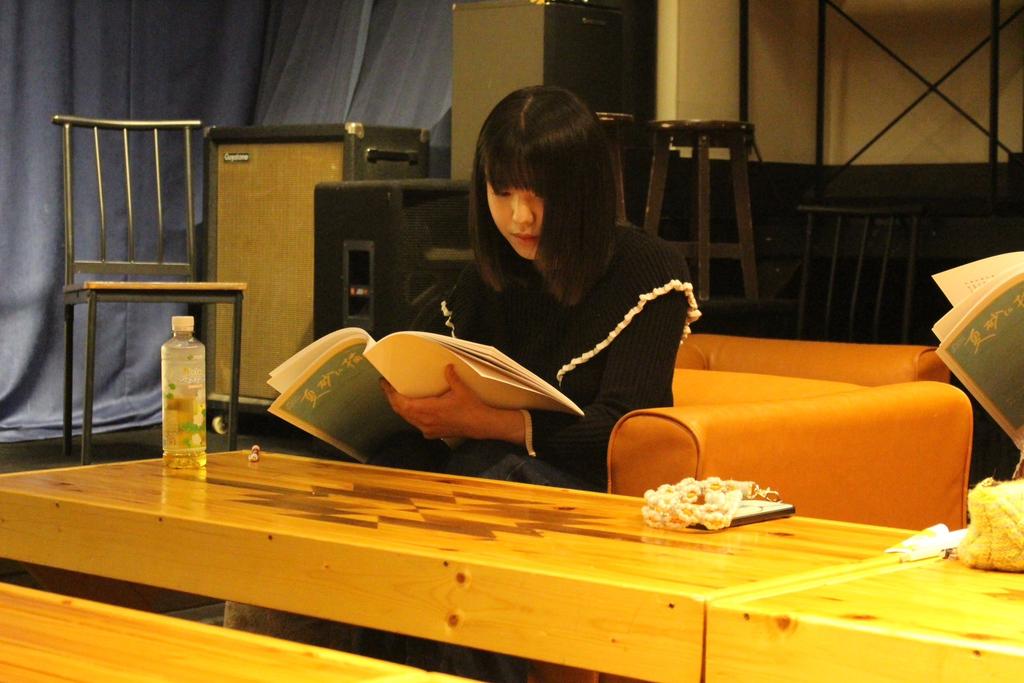 ResChu_Official's tweet photo. ➤本日 #時田えみり 朗読劇「夏砂に描いた」ツイキャス配信

⌚19:30-20:00
https://t.co/7b4TJa1Ebm

短い時間ですのでお見逃しなく👀

#夏砂に描いた
#miwaproduce https://t.co/He5uAxJJd4