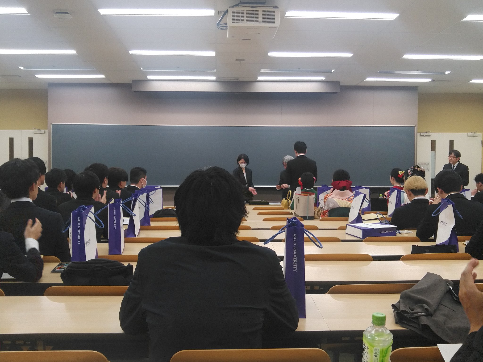 明治大学 地球・惑星大気物理研究室 (@meiji_suzuhide) / X 明治大学 地球・惑星大気物理研究室 (@meiji_suzuhide) / X