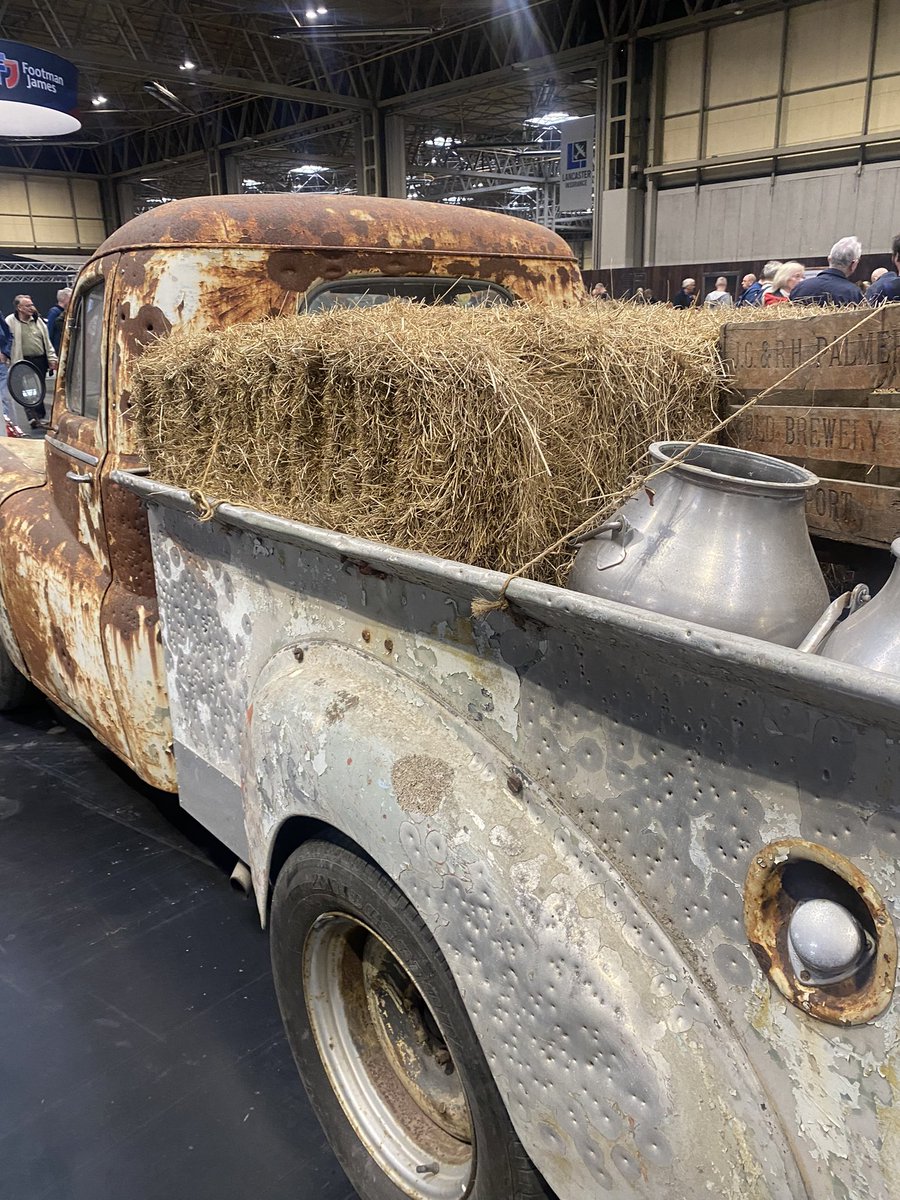 AustinCounties's tweet photo. This year’s Practical Classics Classic Car &amp; Restoration Show was a success! 🥳 
Special thanks have to go to the car owners for the use of their vehicles: Rowlie Moores, Alastair While, and Steve Trimble 🚙 
And finally, thank you to Chris and Joy Cole for organising the stand! https://t.co/JVgHOw3hzO