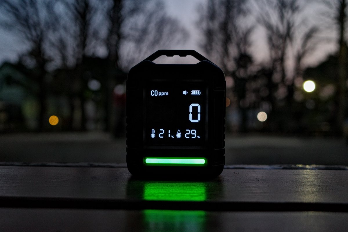 immortal_1000's tweet image. 超カッコイイ一酸化炭素チェッカーが届きました。（ちなみにストーブ持ってません）
#cargocontainer