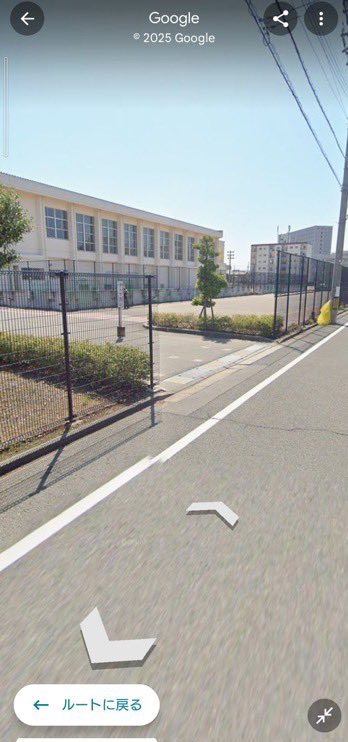 都道府県:福井県
アンテナ:たくわえる
特徴:蓄える、白
場所:明道中学校前
備考:歩道が狭く、時間帯によっては児童が登下校しているので周りに十分注意してください。