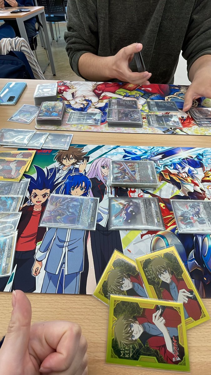 accl_kt's tweet photo. このデッキ今のままで楽しいのに強化くるのほまに最高^ ^ https://t.co/4Yc44ePM4c