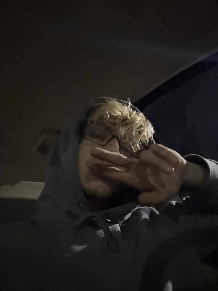 GOOOODMORNING FAM!!! ☀️
(it’s 4am) let’s get this grind in!