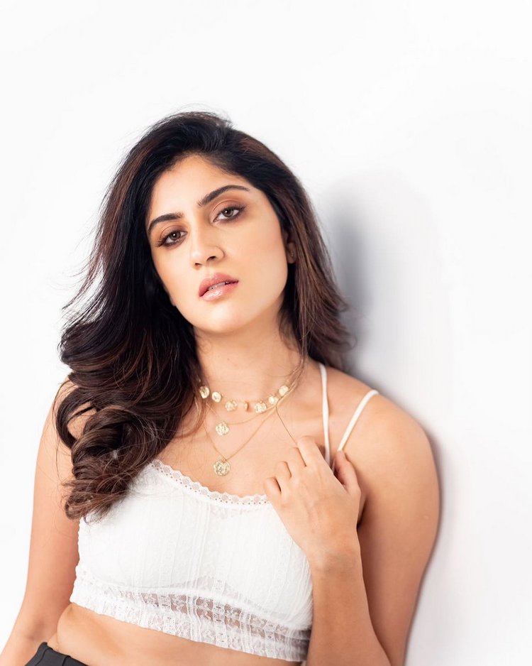 Gm9Tt6RbYAAZ_o4?format=jpg&name=medium